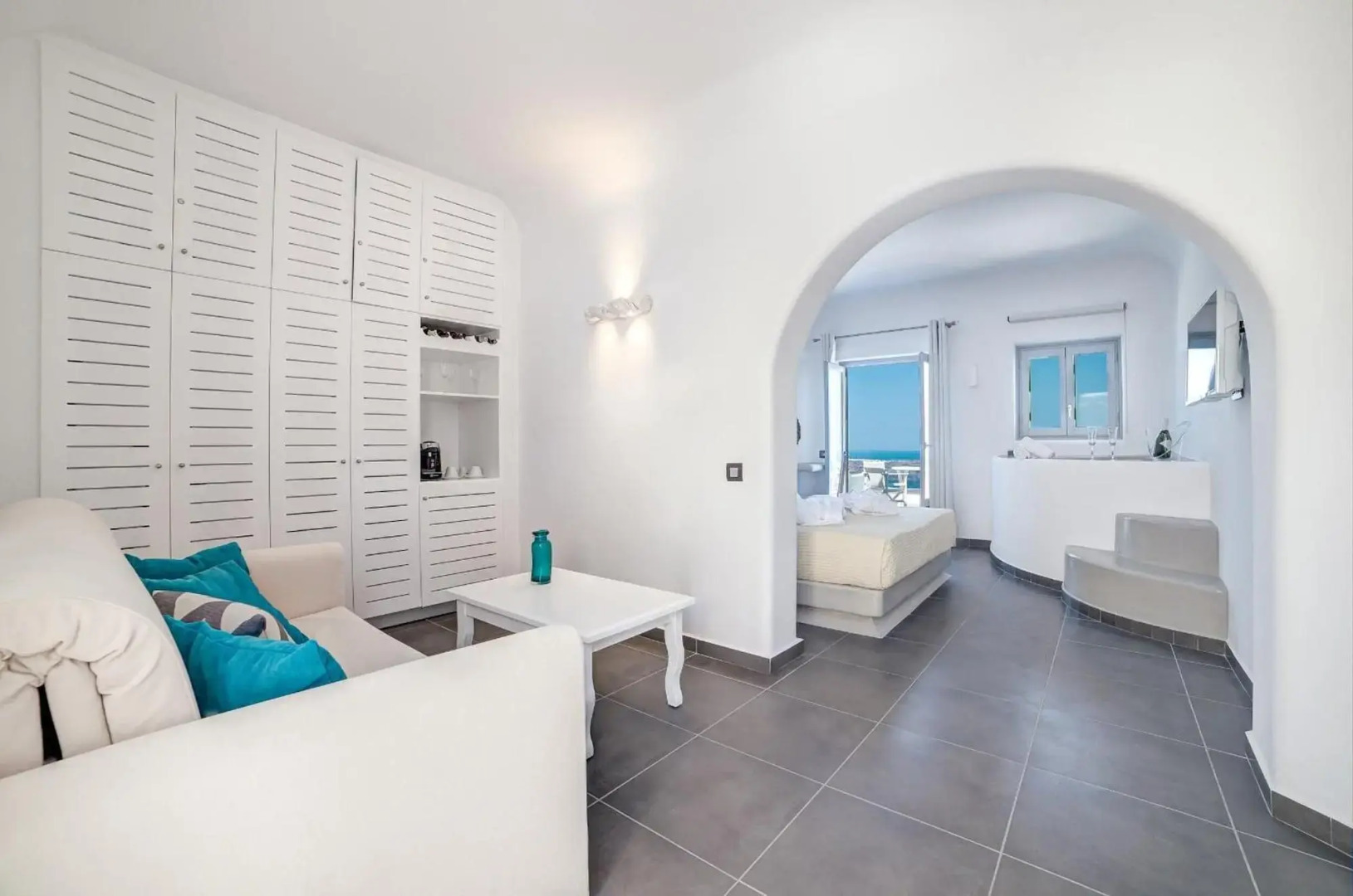 Photo - Unique Suites