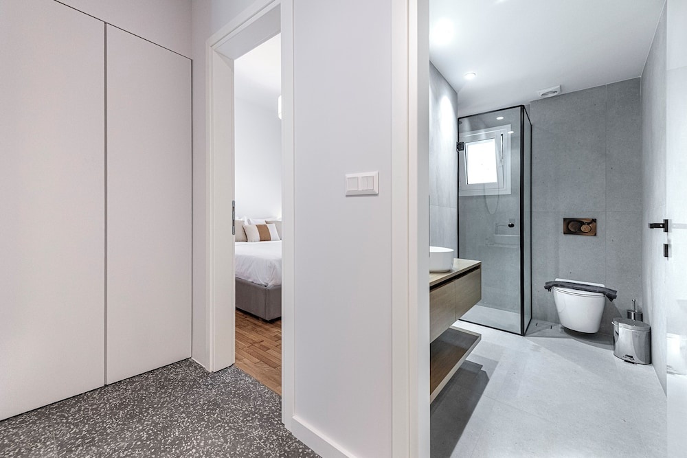 Phaedrus Living Luxury Flat Panormou