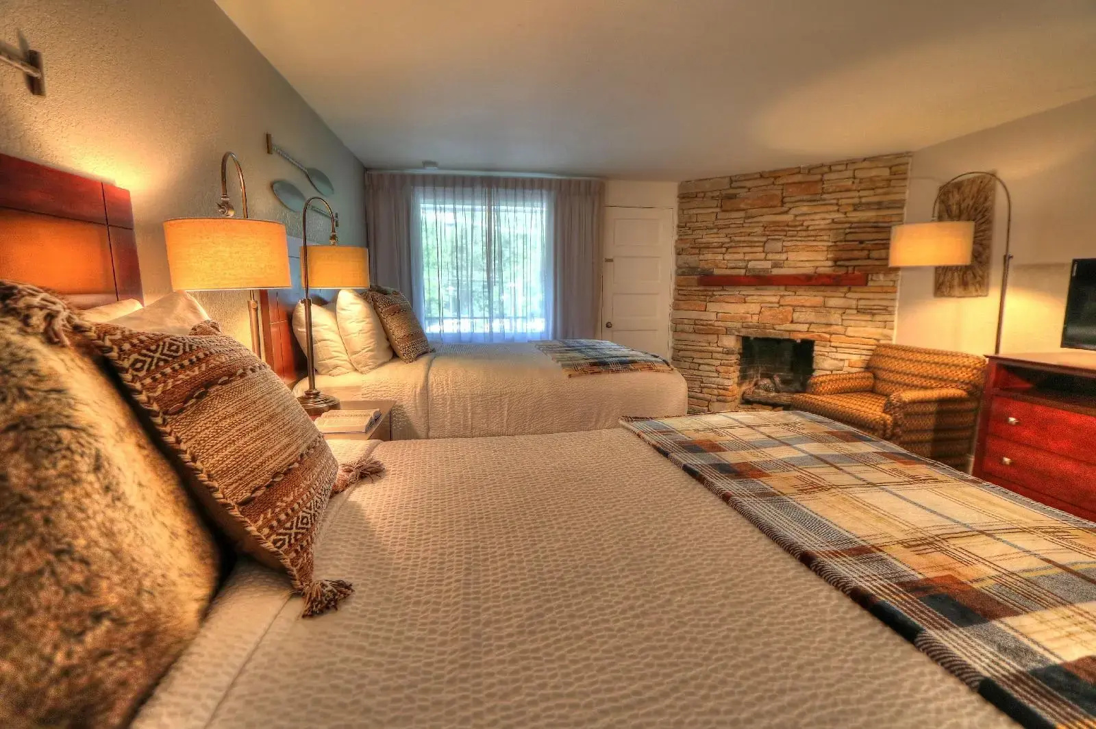 Photo - River Edge Inn