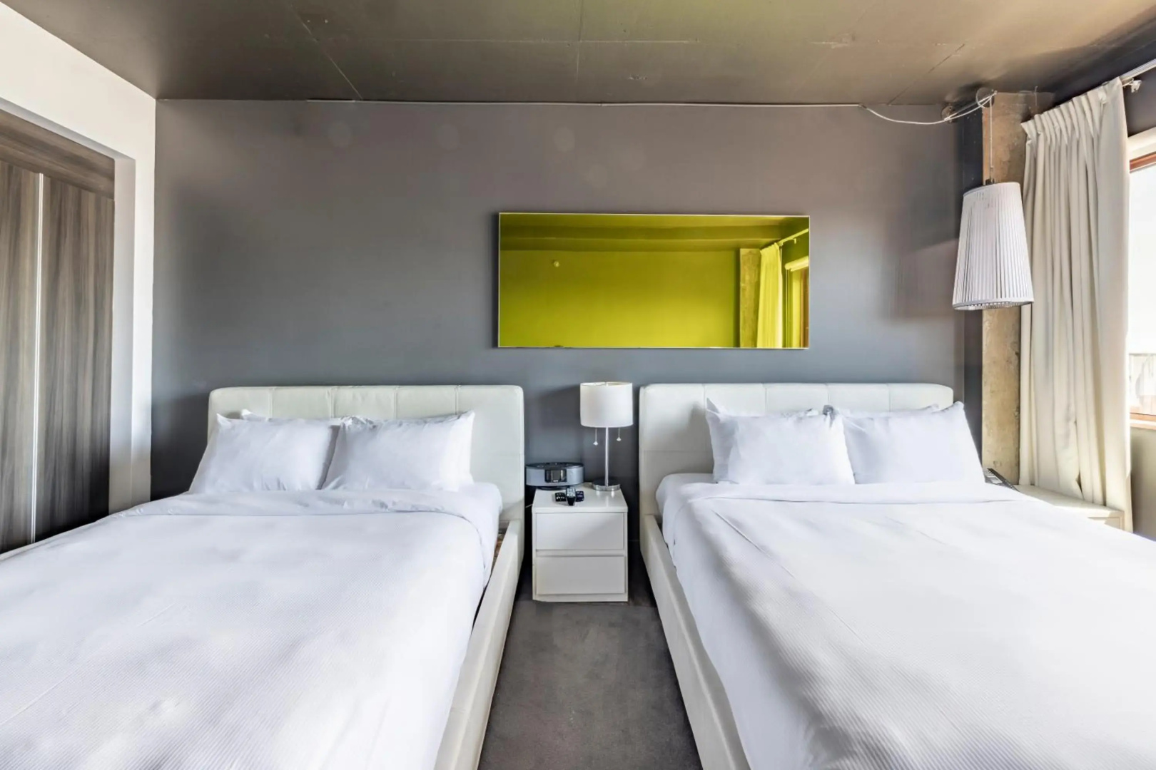 Photo - Hotel Zero 1 Montreal