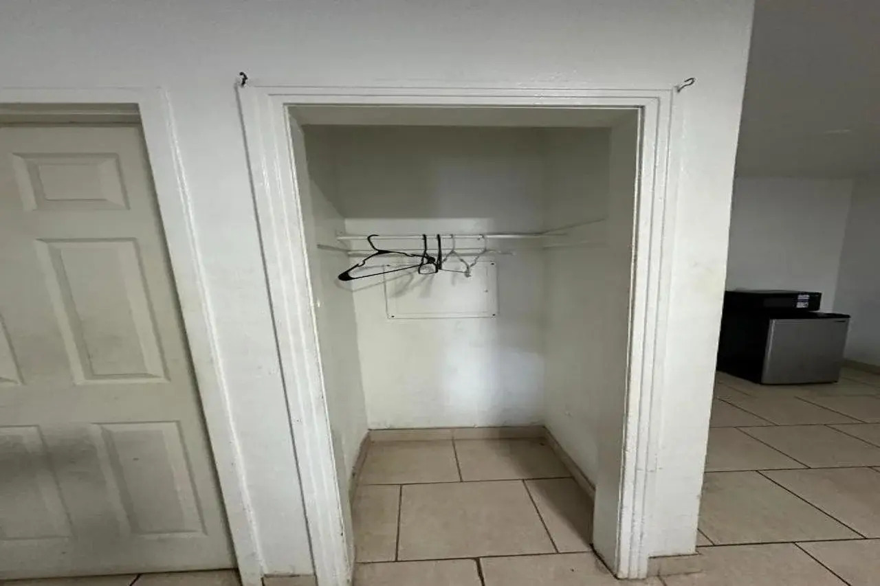 Photo - Antigua Motel by OYO Tampa US - 41