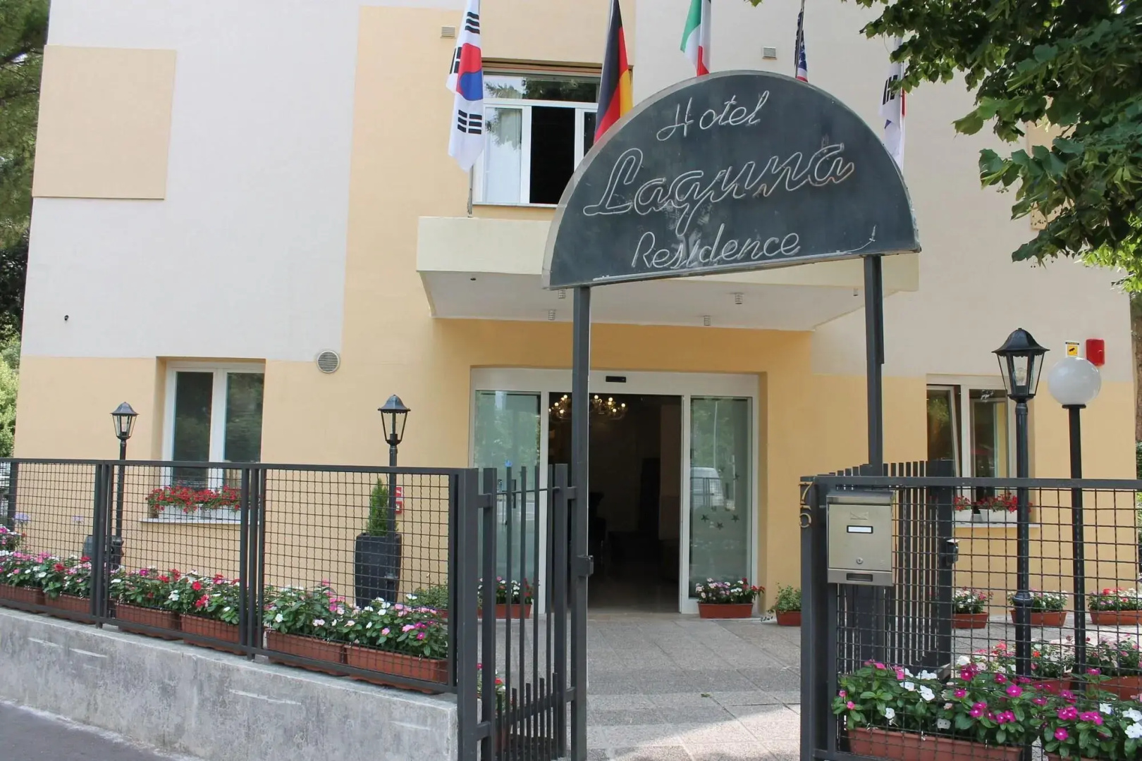 Photo - Hotel Laguna Residence