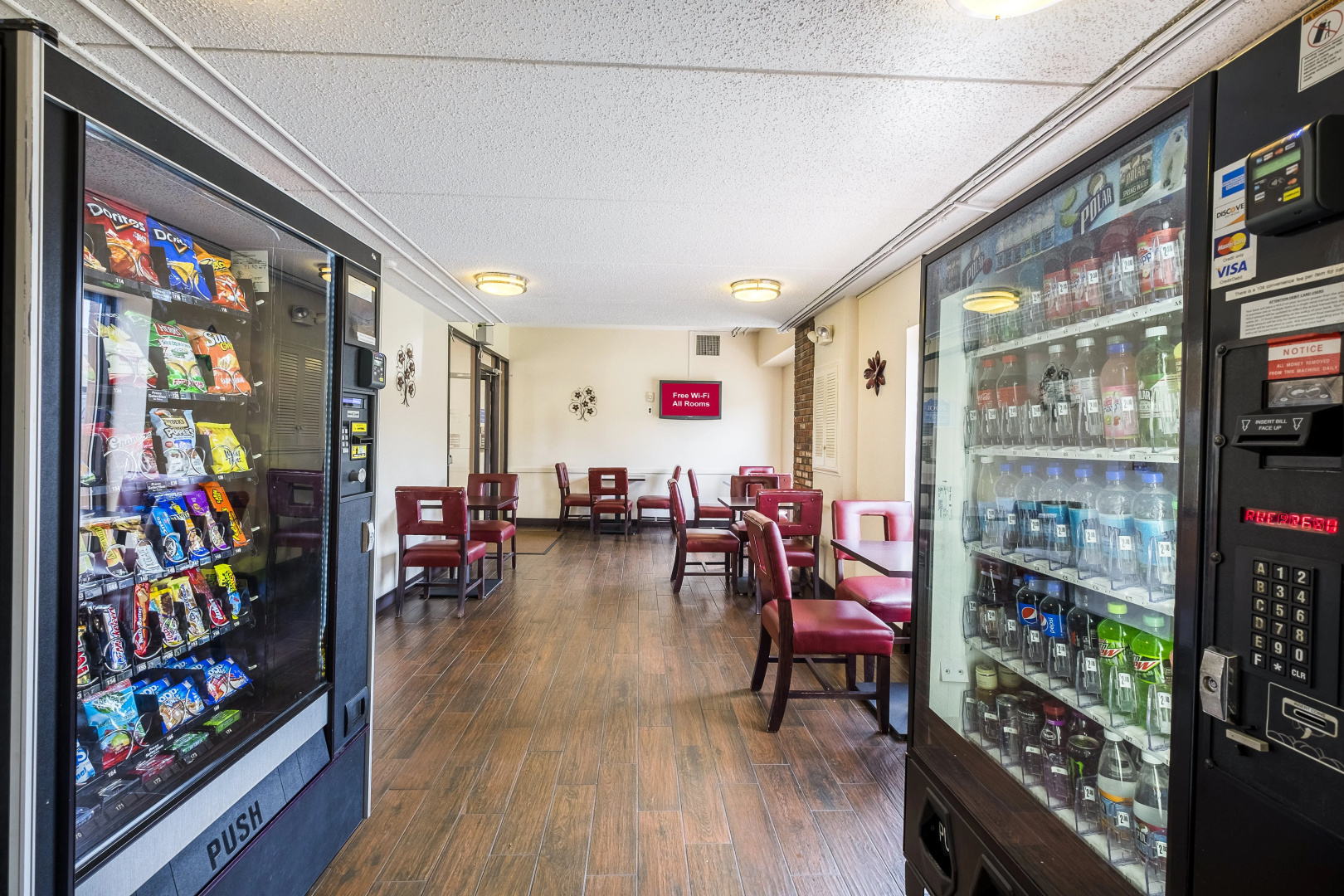 Photo - Red Roof Inn PLUS+ Boston - Woburn/ Burlington