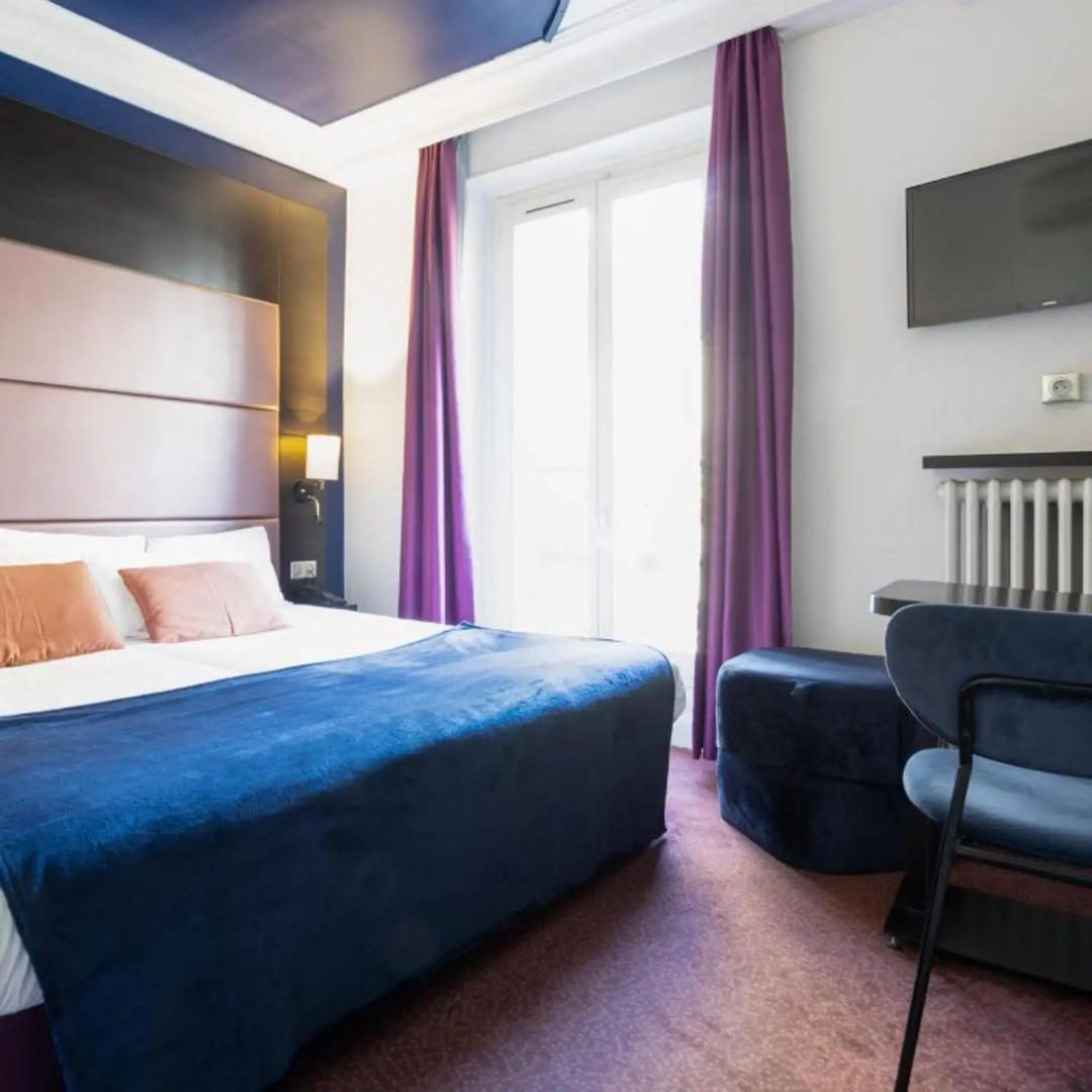 Foto - Accueil Hôtel Paris Pigalle Montmartre - Hôtel rénové