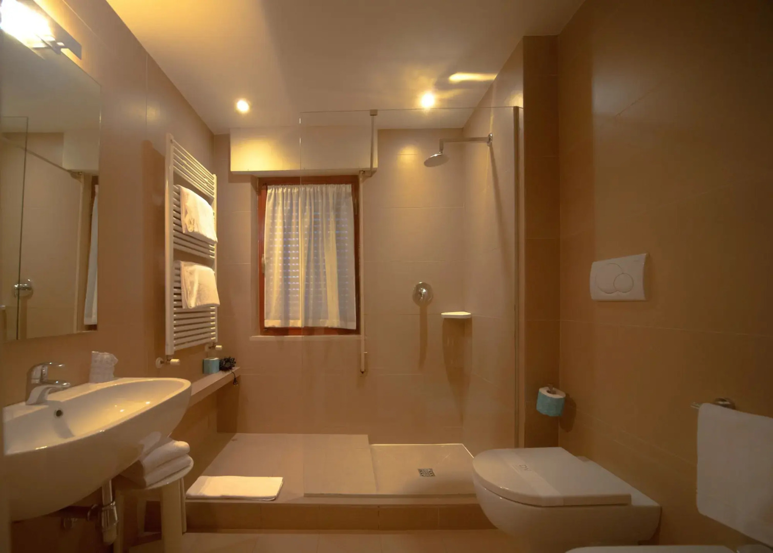 Foto - Hotel De La Ville