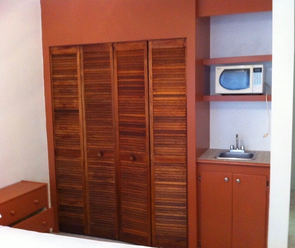 La Cuadra Guest House
