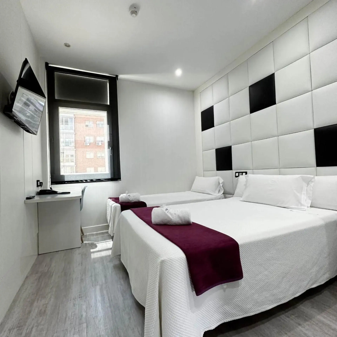 Photo - Hotel Avenida de España