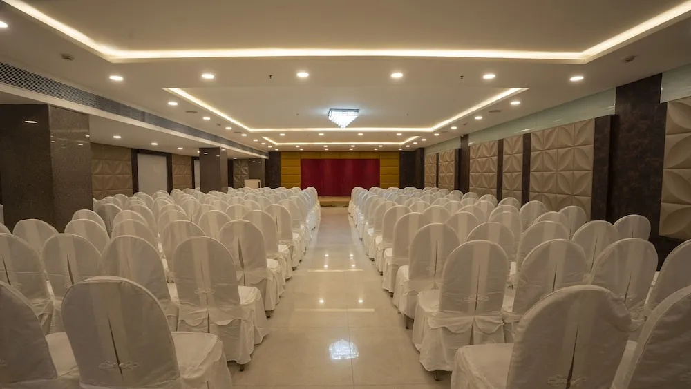 Photo - Grand Continent Secunderabad A Sarovar Portico Affiliate Hotel