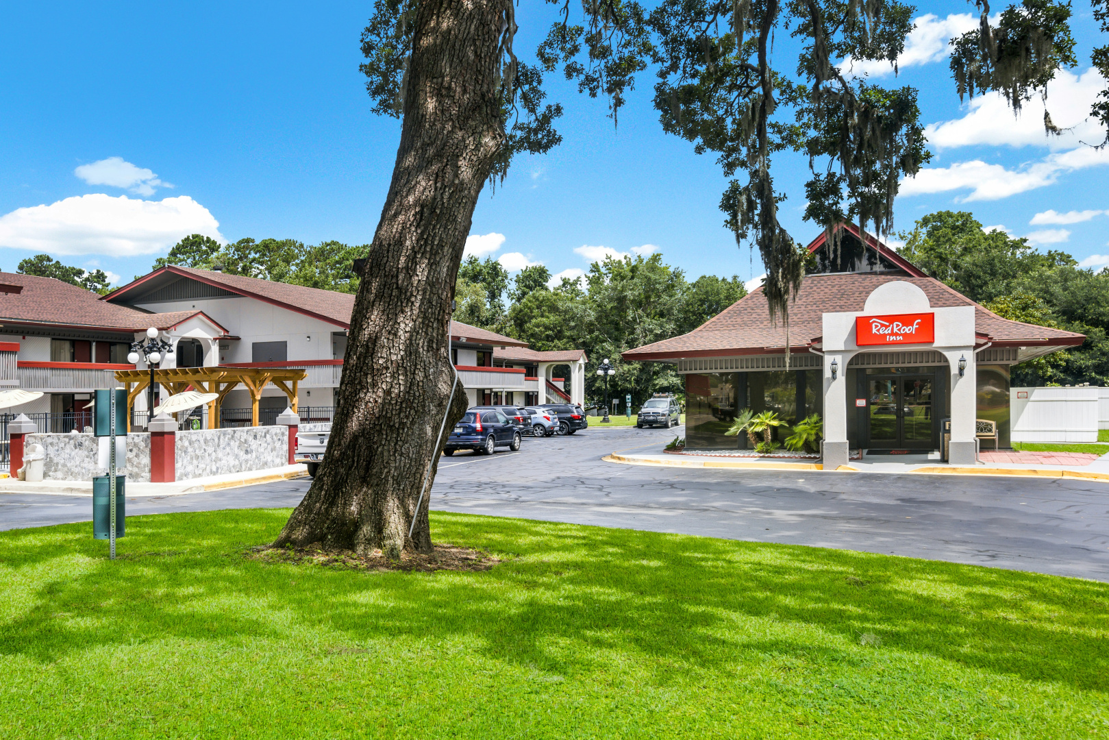 Photo - Red Roof Inn Savannah – Southside/Midtown