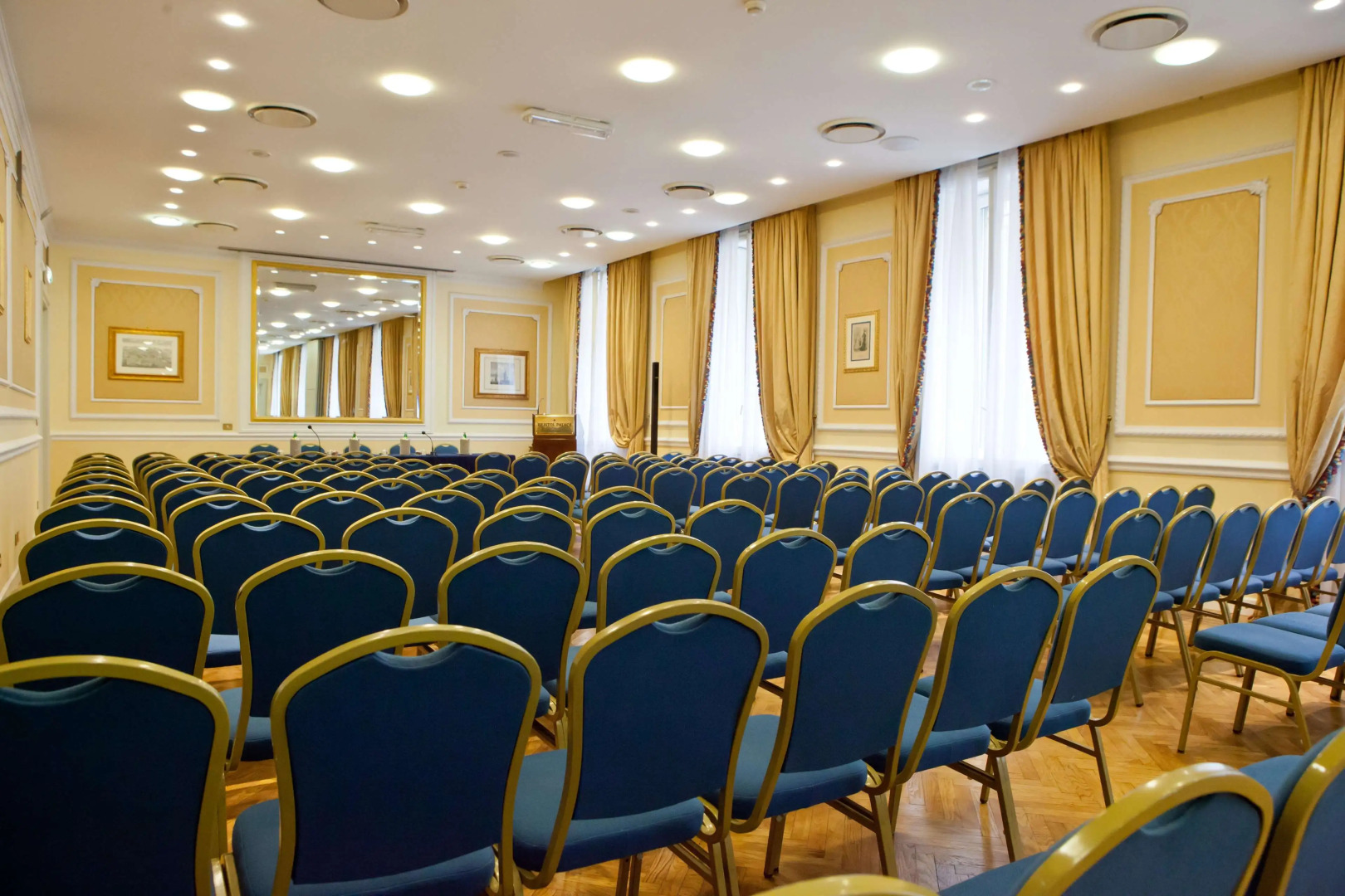 Foto - Hotel Bristol Palace