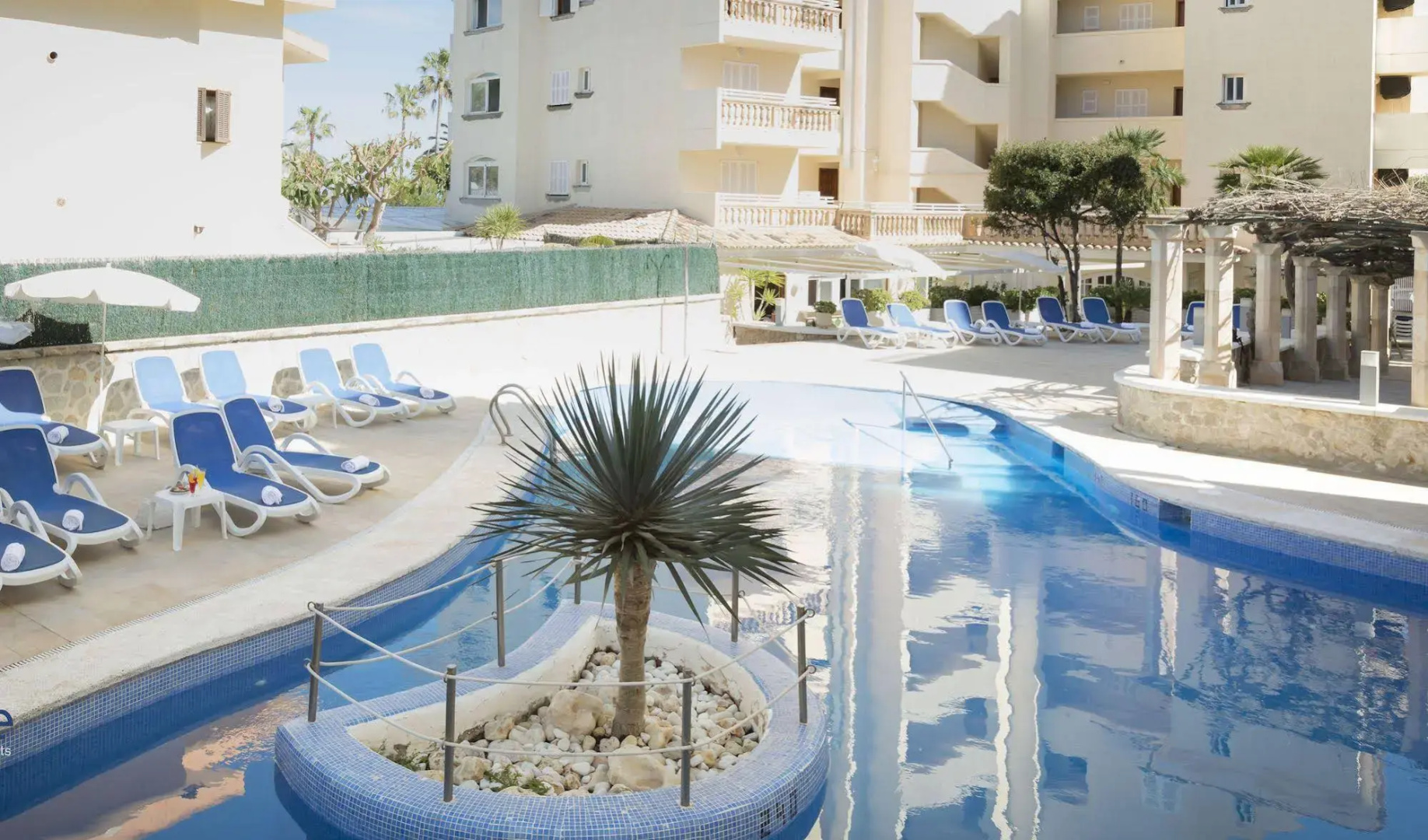 Photo - Sol y Mar Apartments