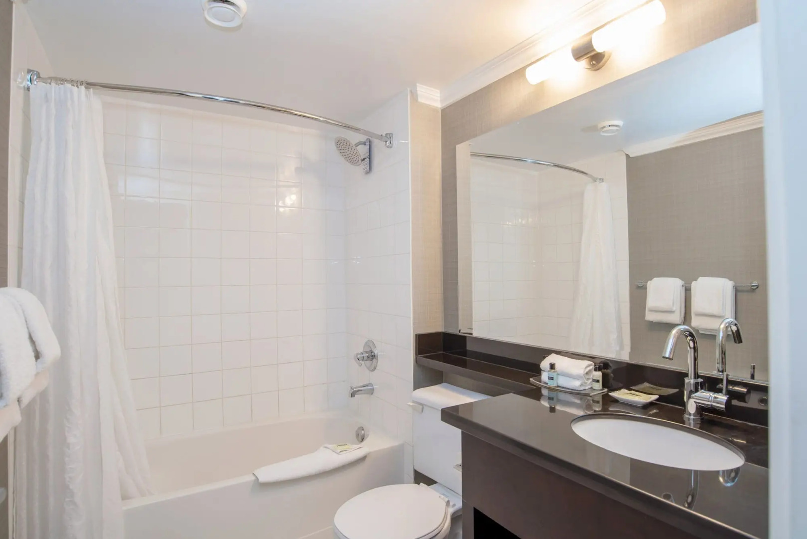 Foto - Sandman Hotel Vancouver Airport