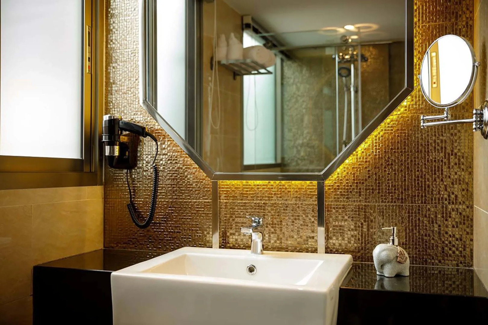 Foto - 9 SUITE Luxury Boutique Hotel