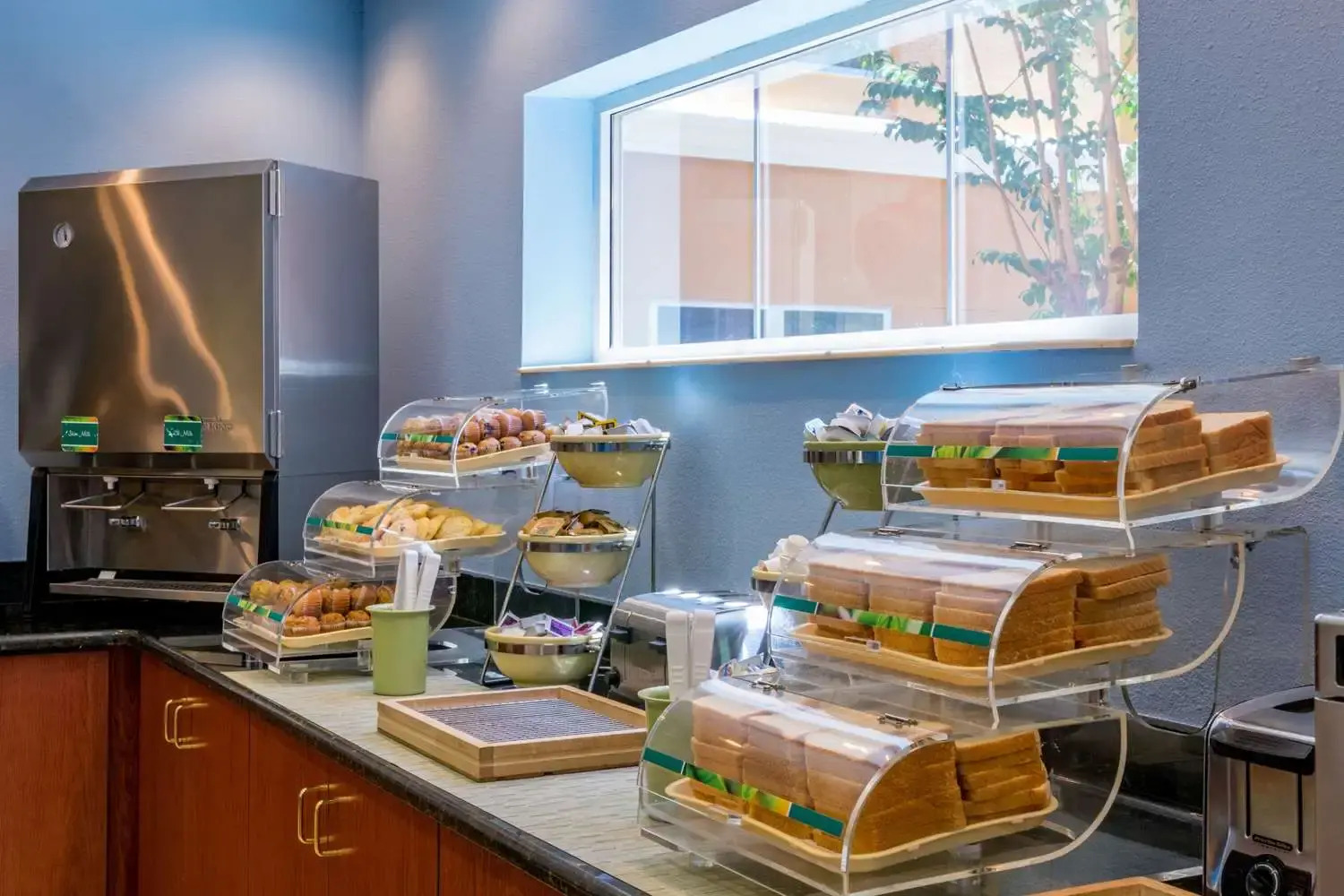 Foto - SureStay Plus by Best Western Orlando Lake Buena Vista