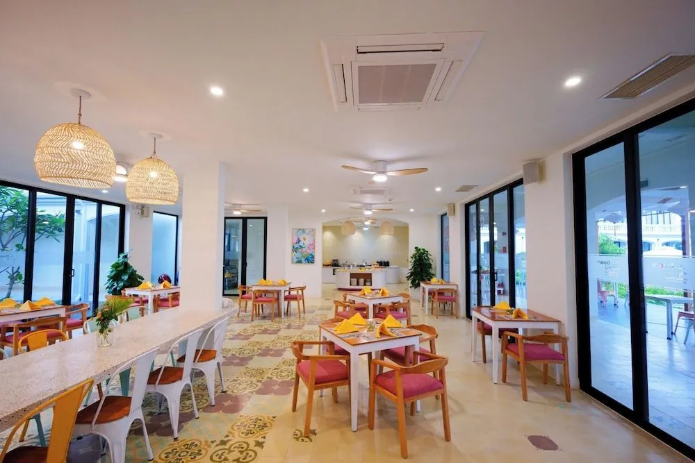 Photo - Moodhoian Riverside Resort & Spa