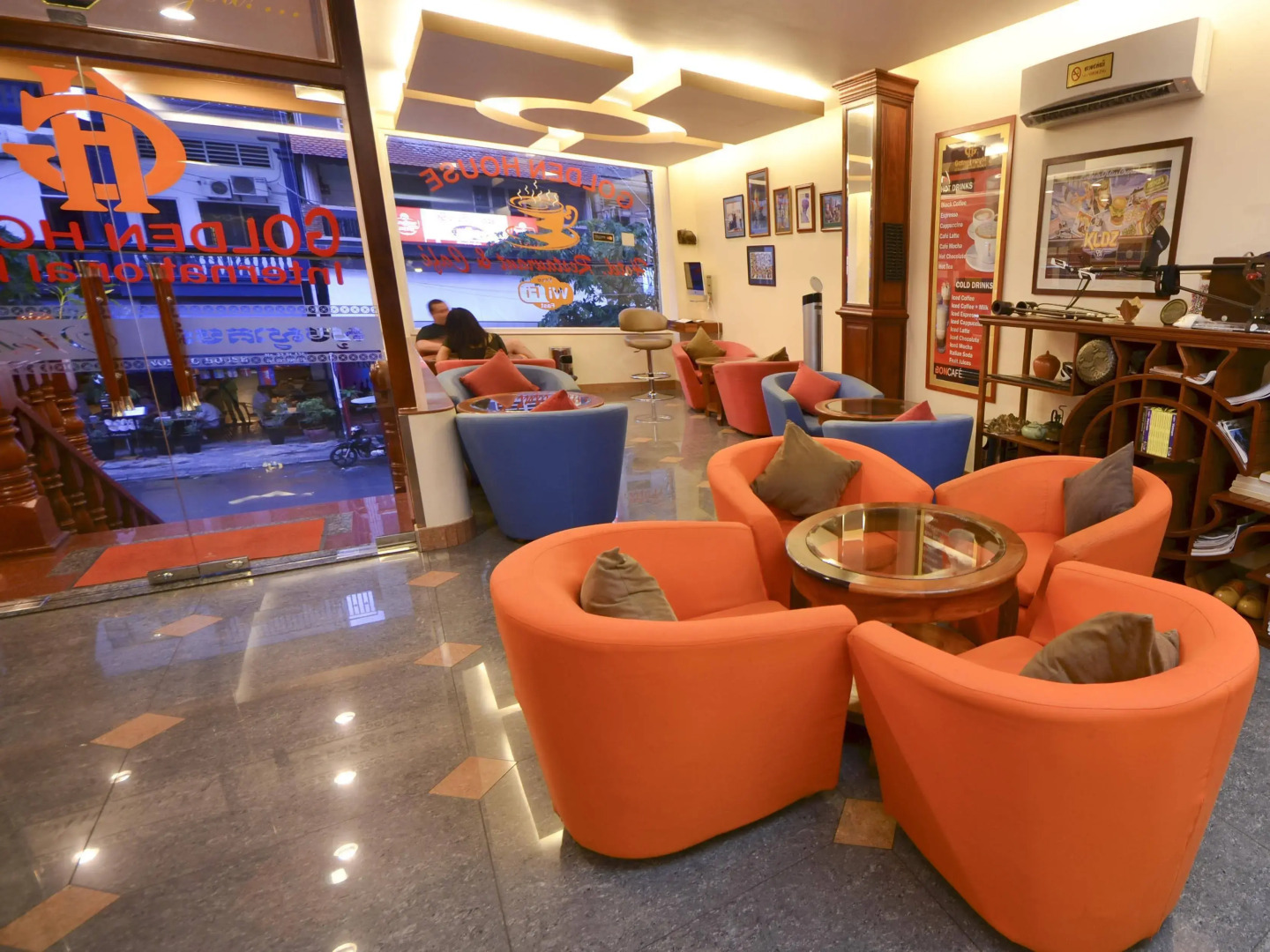 Foto - Golden House International Hotel