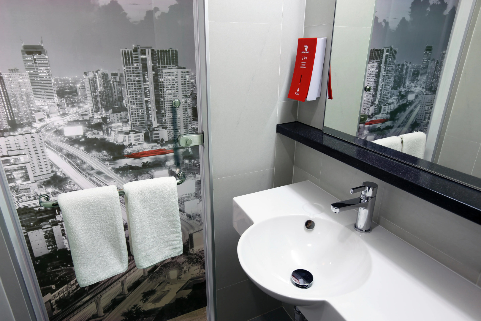 Photo - Easy Planet Bangkok Surawong