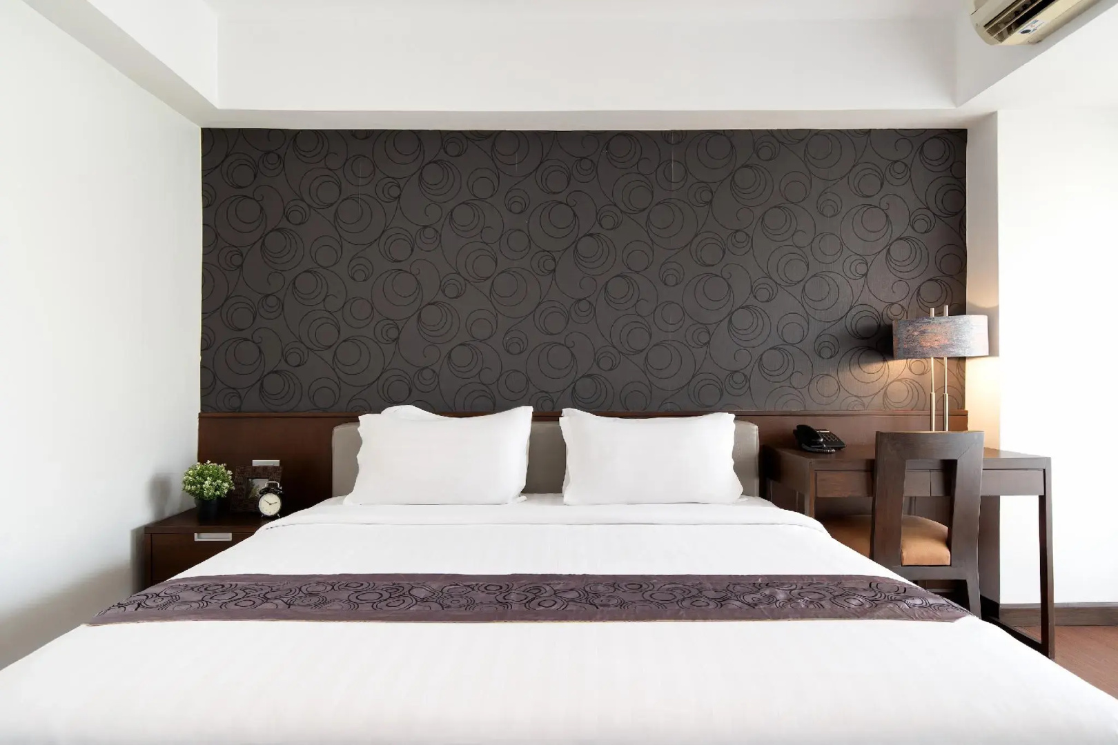 Photo - Lily Hotel Bangkok