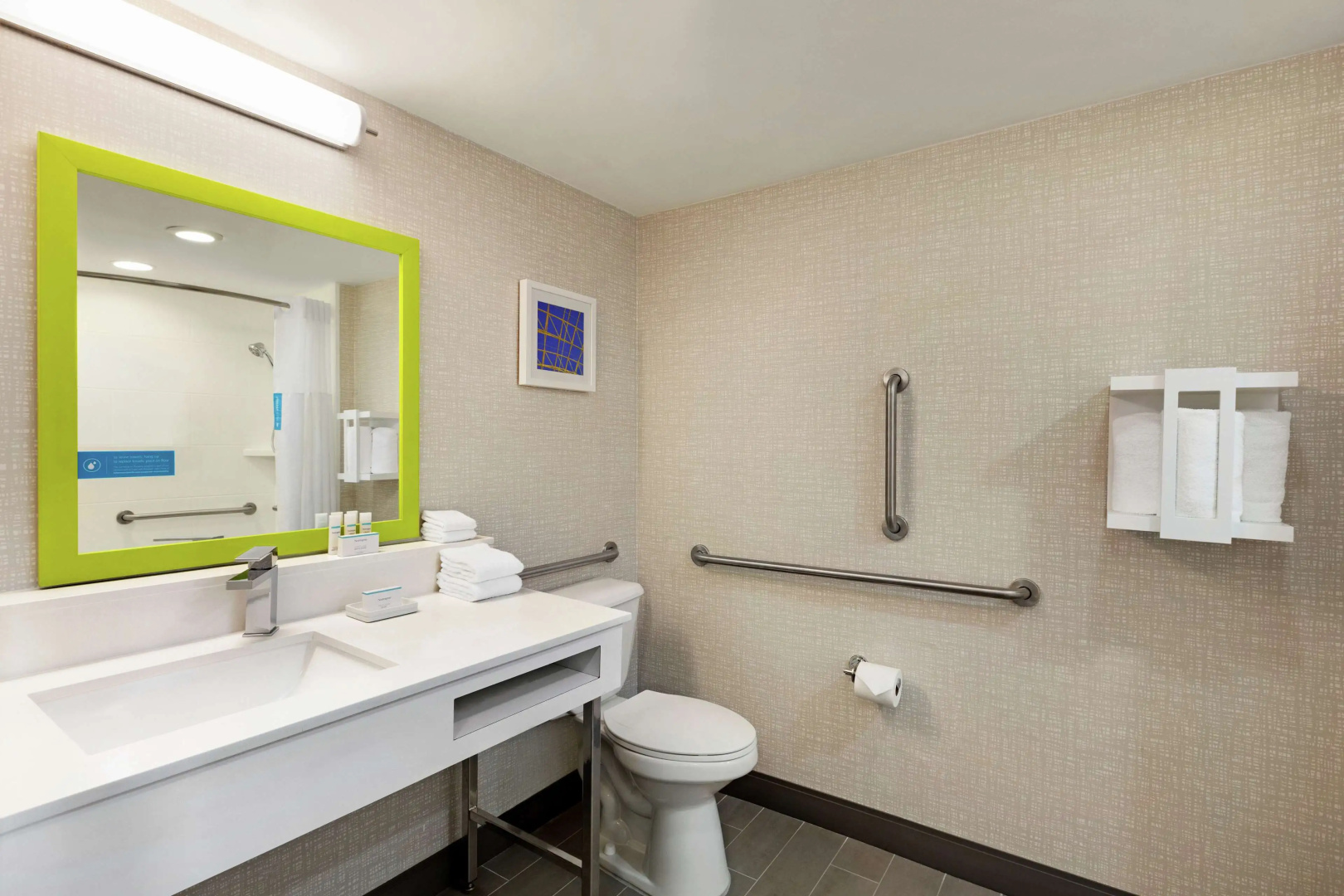 Photo - Hampton Inn & Suites Ft. Lauderdale Arpt/South Cruise Port