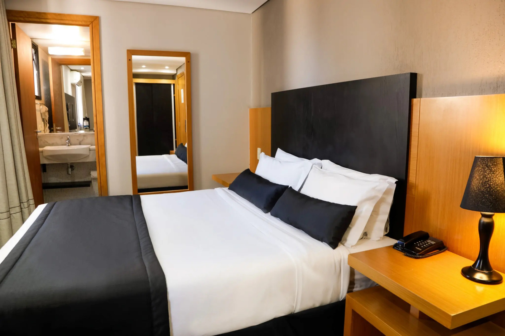 Foto - Slaviero Curitiba Batel