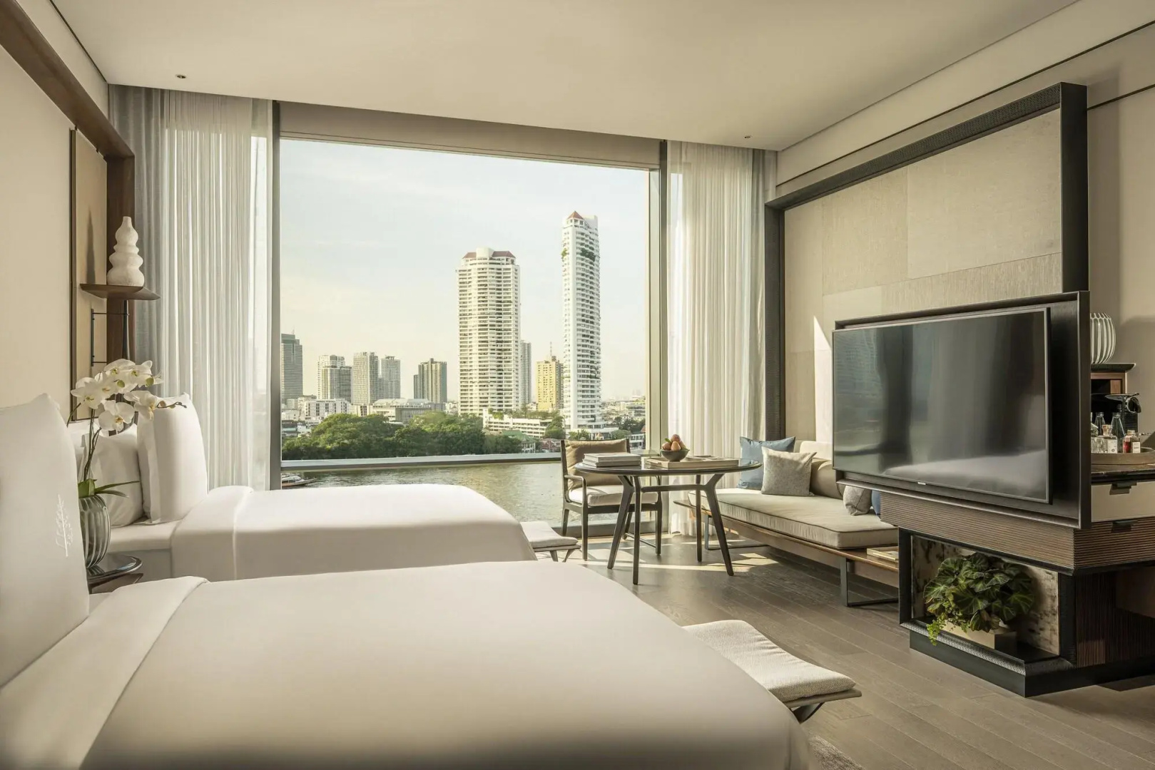 Photo - Four Seasons Hotel Bangkok at Chao Phraya River