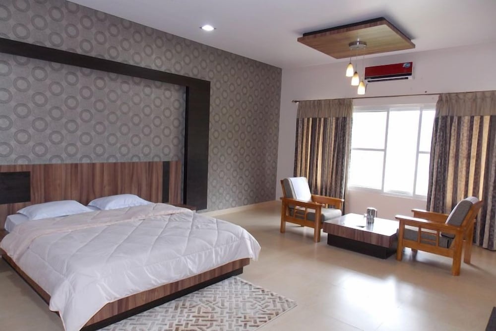 KSTDC Hotel Mayura Gerusoppa