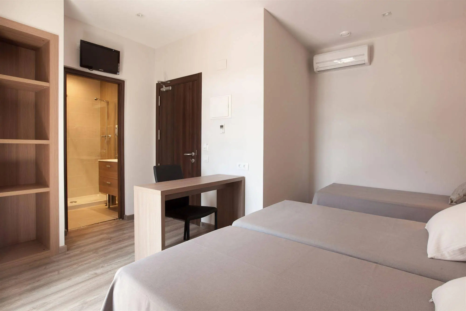 Photo - Hostal Centric