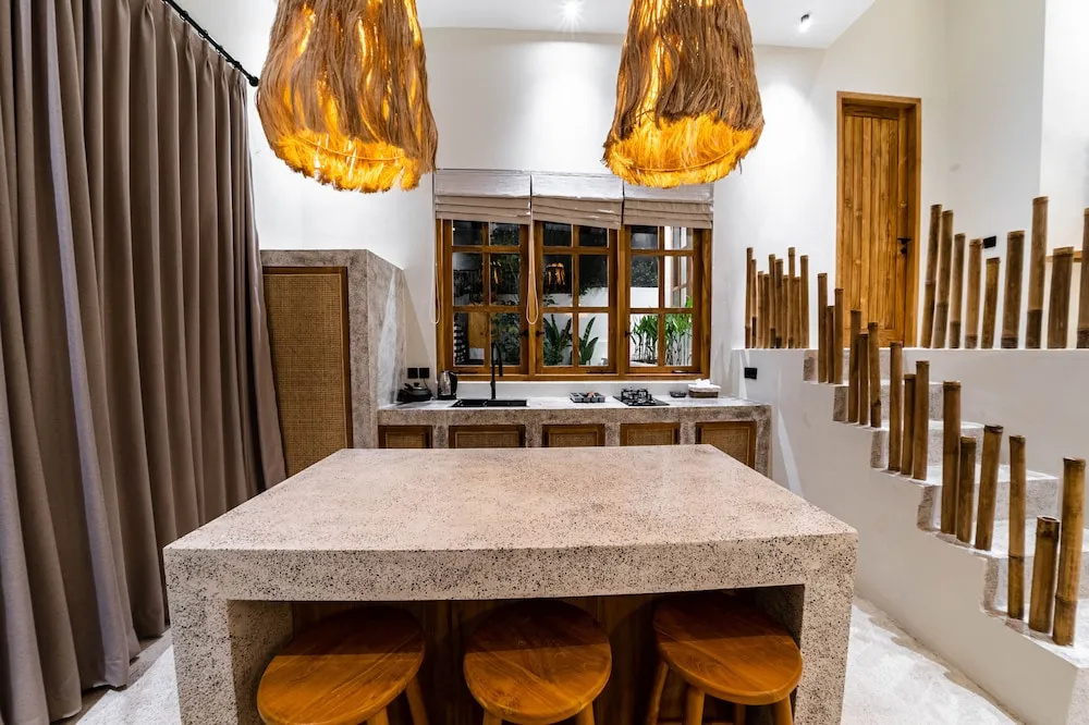 Foto - Semiramida Villa by EVDEkimi - Elegant 2BR with Pool, Open-air bath, Patio