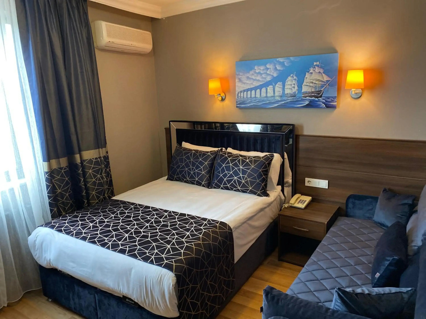 Photo - Star City Hotel