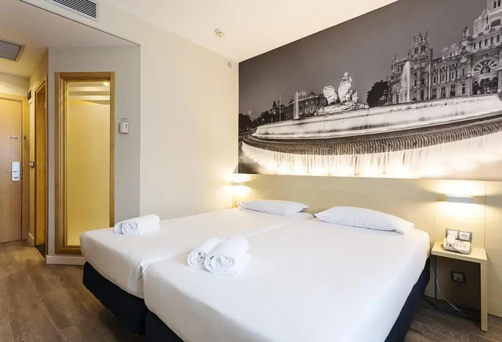Photo - B&B Madrid Aeropuerto T1 T2 T3