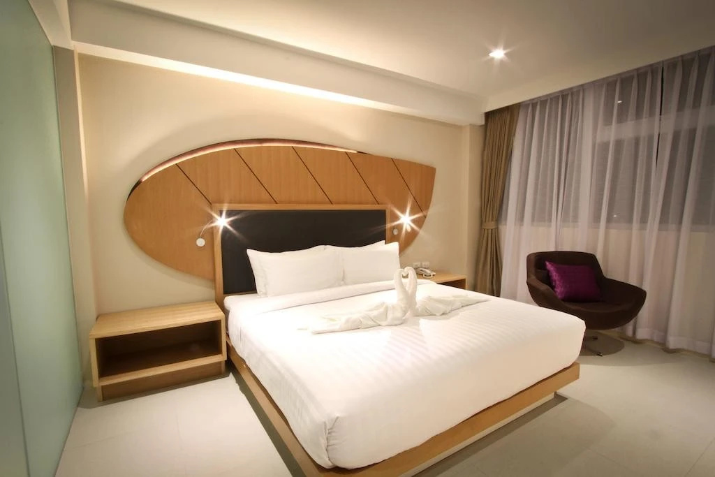 Photo - SureStay Plus by Best Western Sukhumvit 2