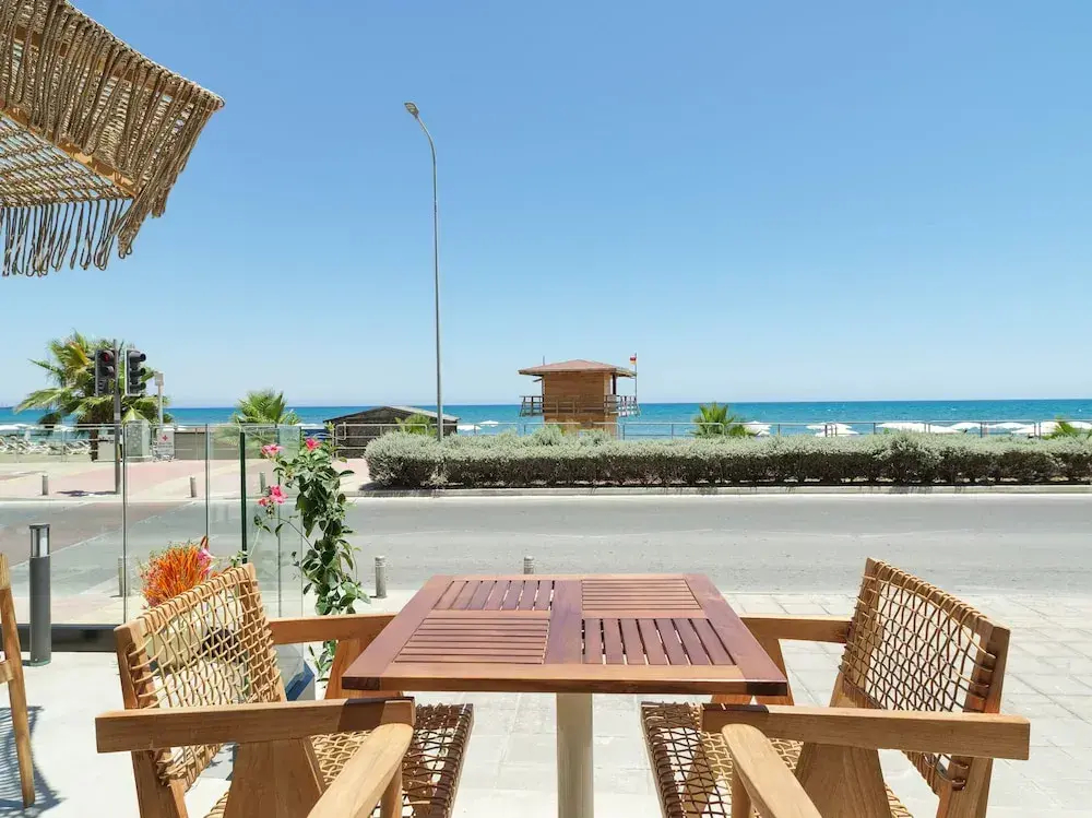Photo - LIV Mackenzie Beach Suites Larnaca ADULTS ONLY
