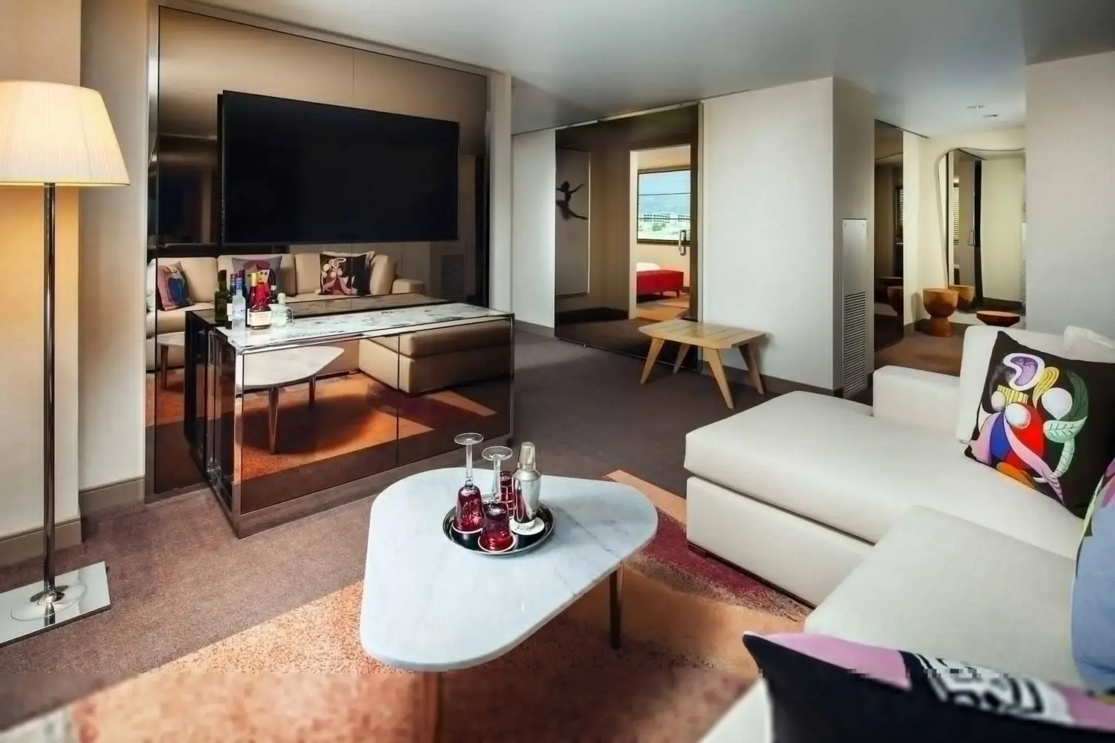 Photo - SLS Hotel, a Luxury Collection Hotel, Beverly Hills