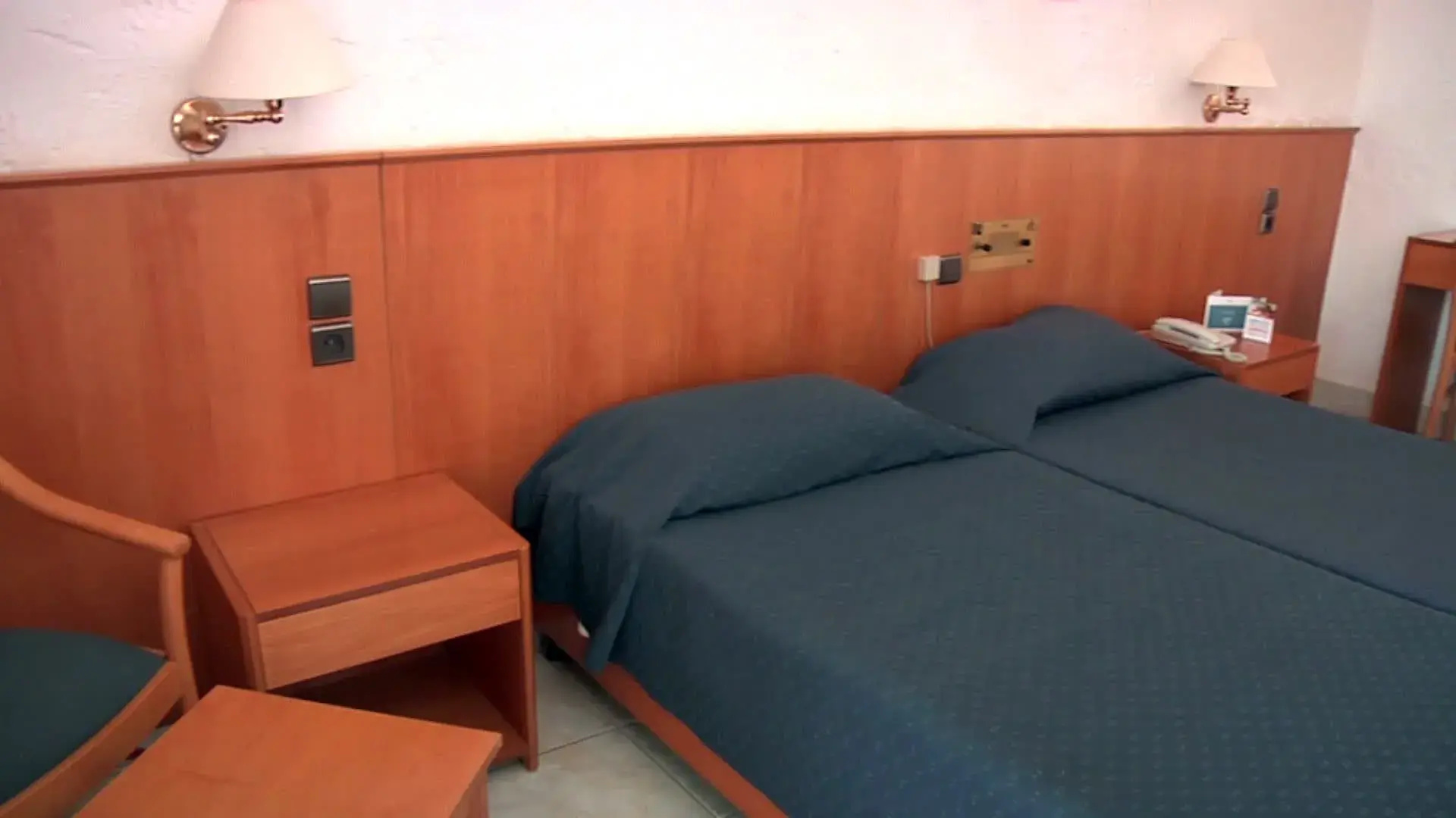 Photo - Heronissos Hotel