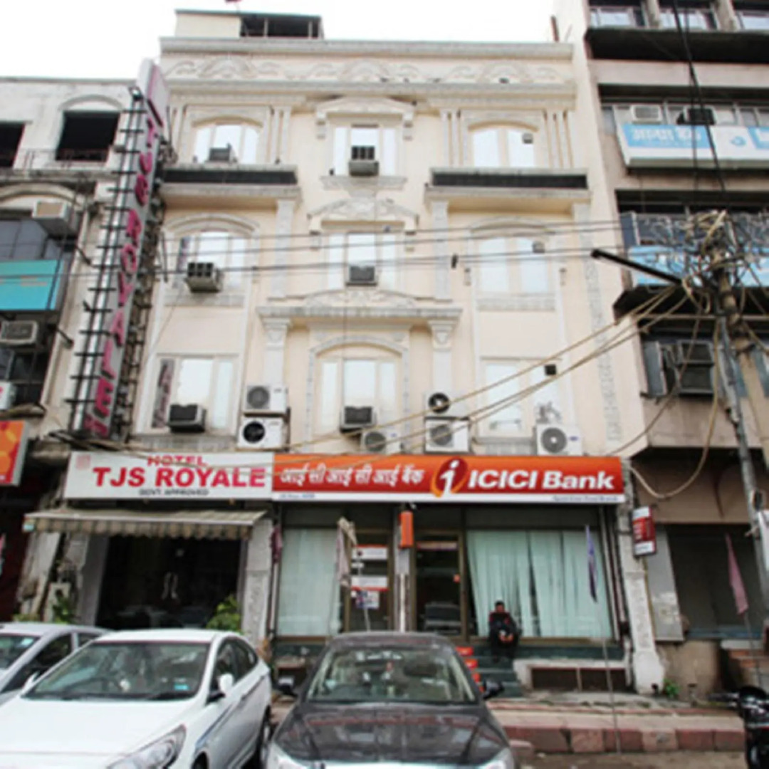 Foto - Hotel TJS Royale, Karol Bagh, 2 Mins from Metro