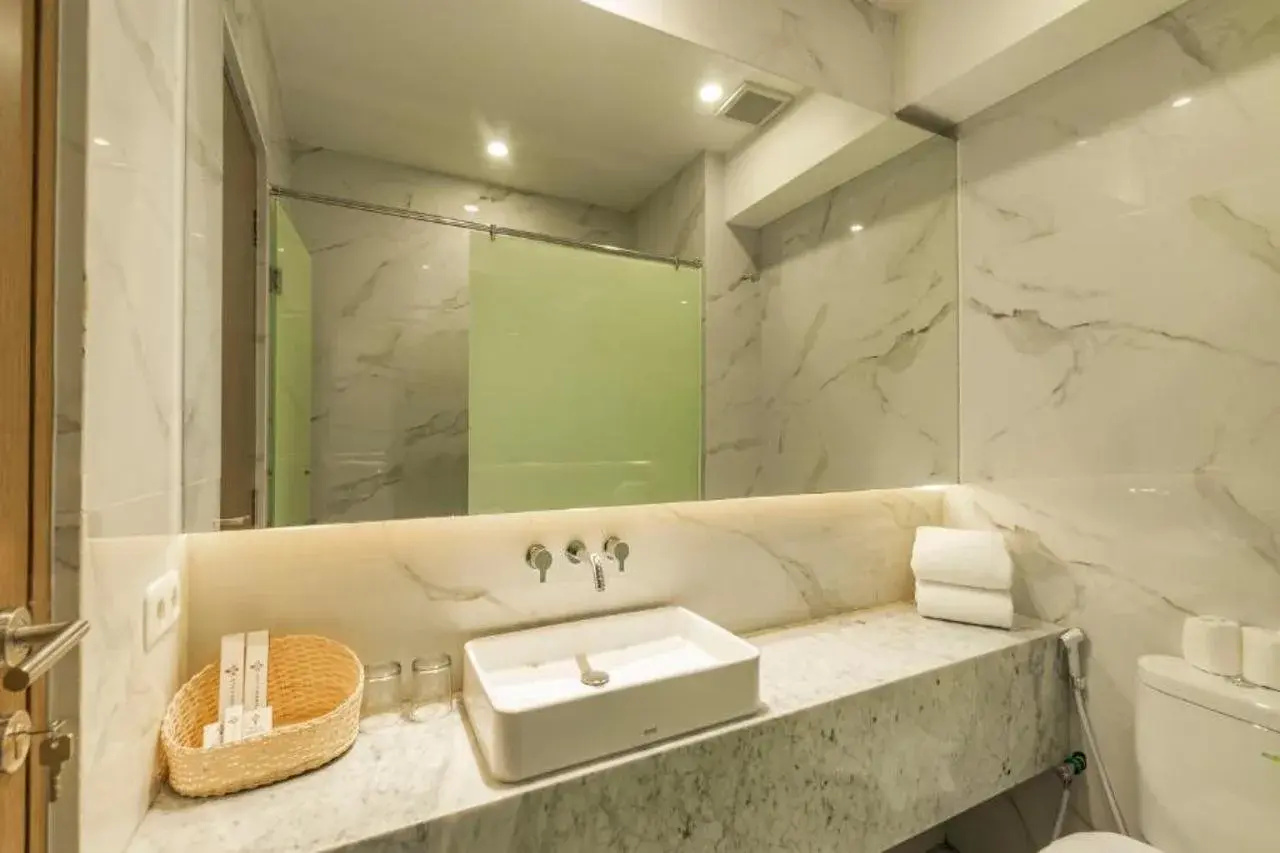 Photo - City of Aventus Hotel - Denpasar