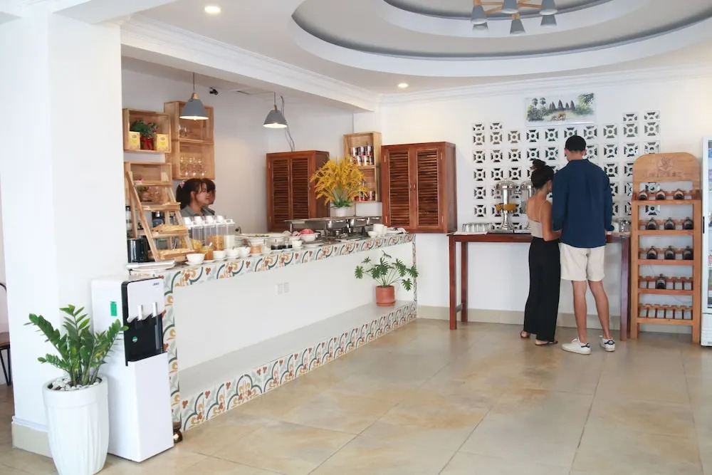 Photo - White Corner Hotel