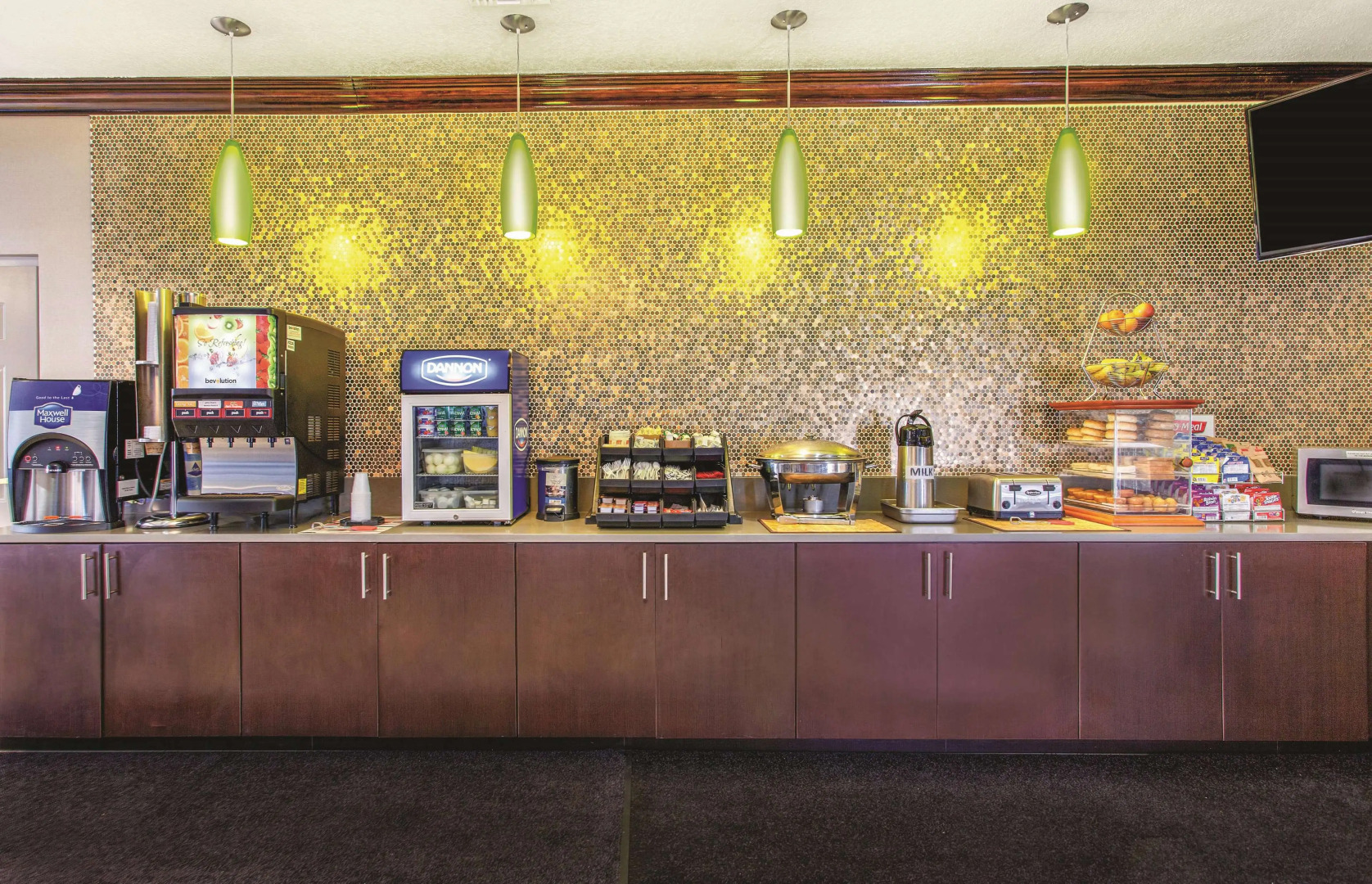 Photo - La Quinta by Wyndham Tampa Bay Area-Tampa South