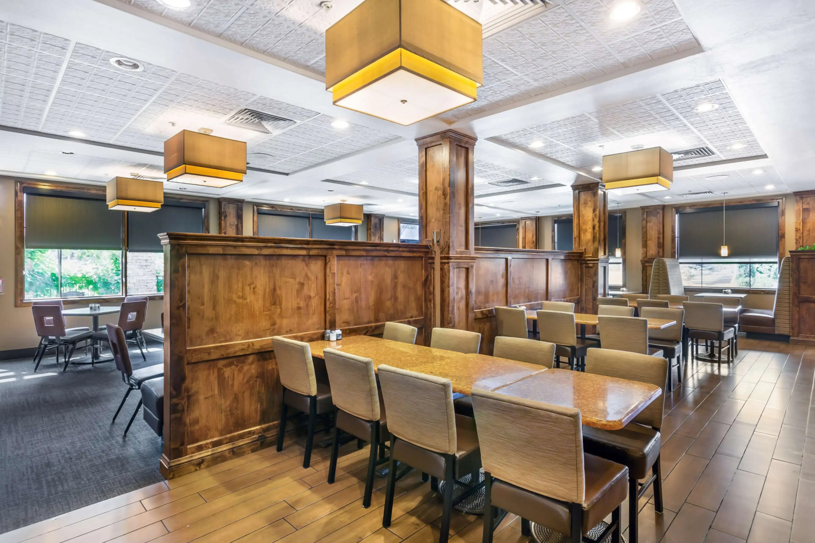 Foto - Best Western Premier Ivy Inn & Suites