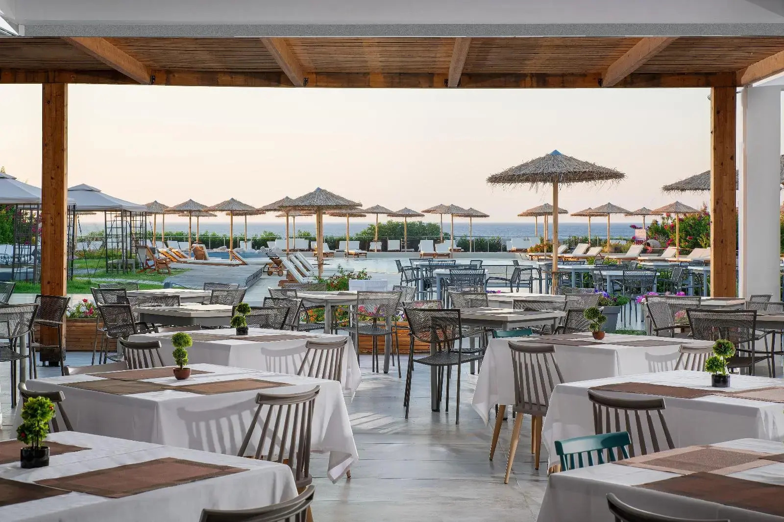 Photo - Paralos Rodos Lifestyle