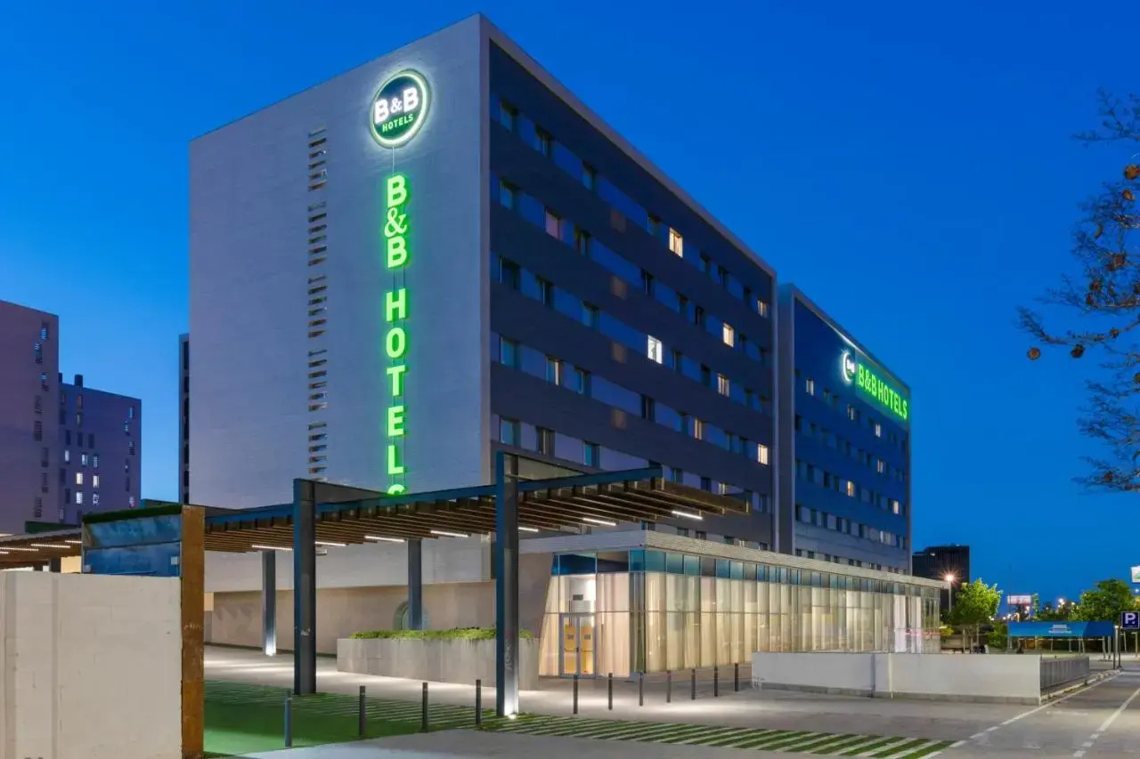 Photo - B&B HOTEL Barcelona Viladecans