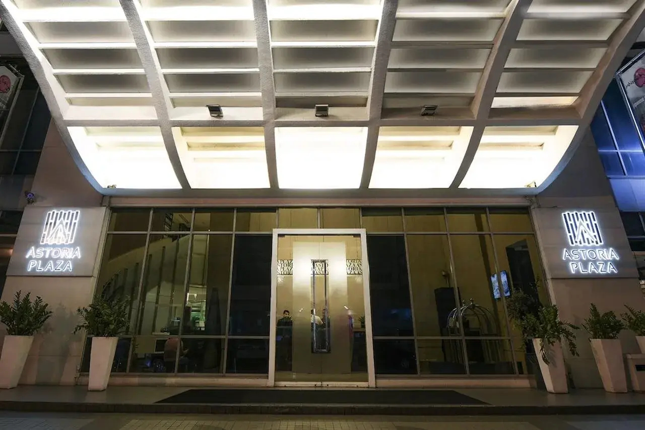 Photo - Astoria Plaza