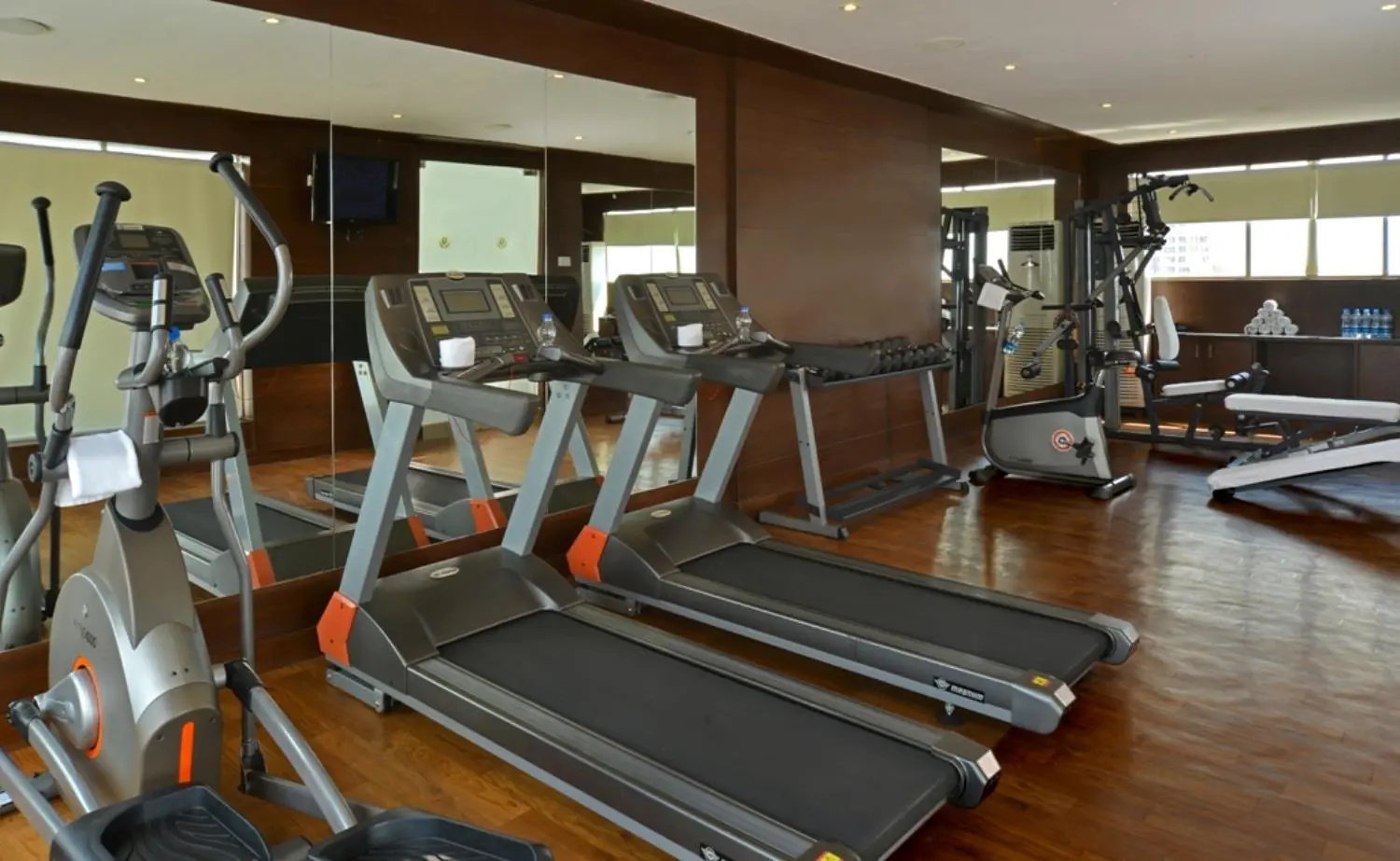 Photo - Golden Tulip Lucknow