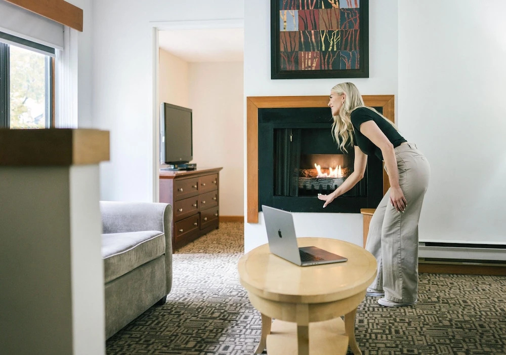 Foto - Mountain Side Hotel Whistler by Executive