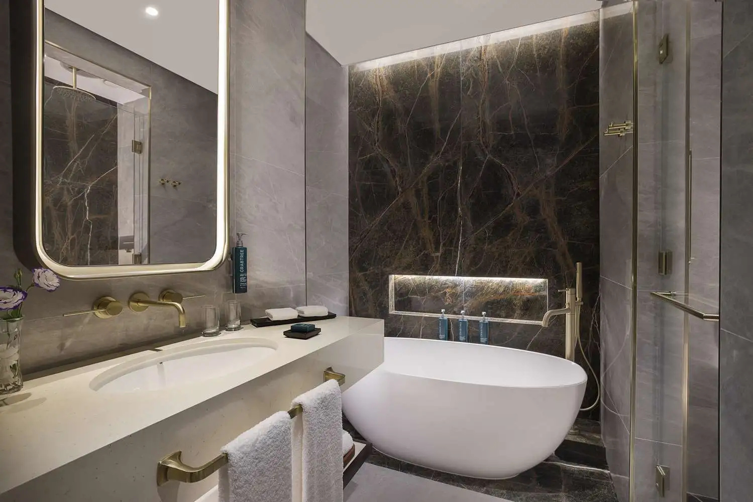 Photo - Embassy Suites By Hilton Dubai Business Bay