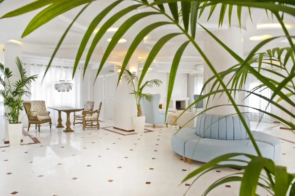 Photo - Santorini Palace