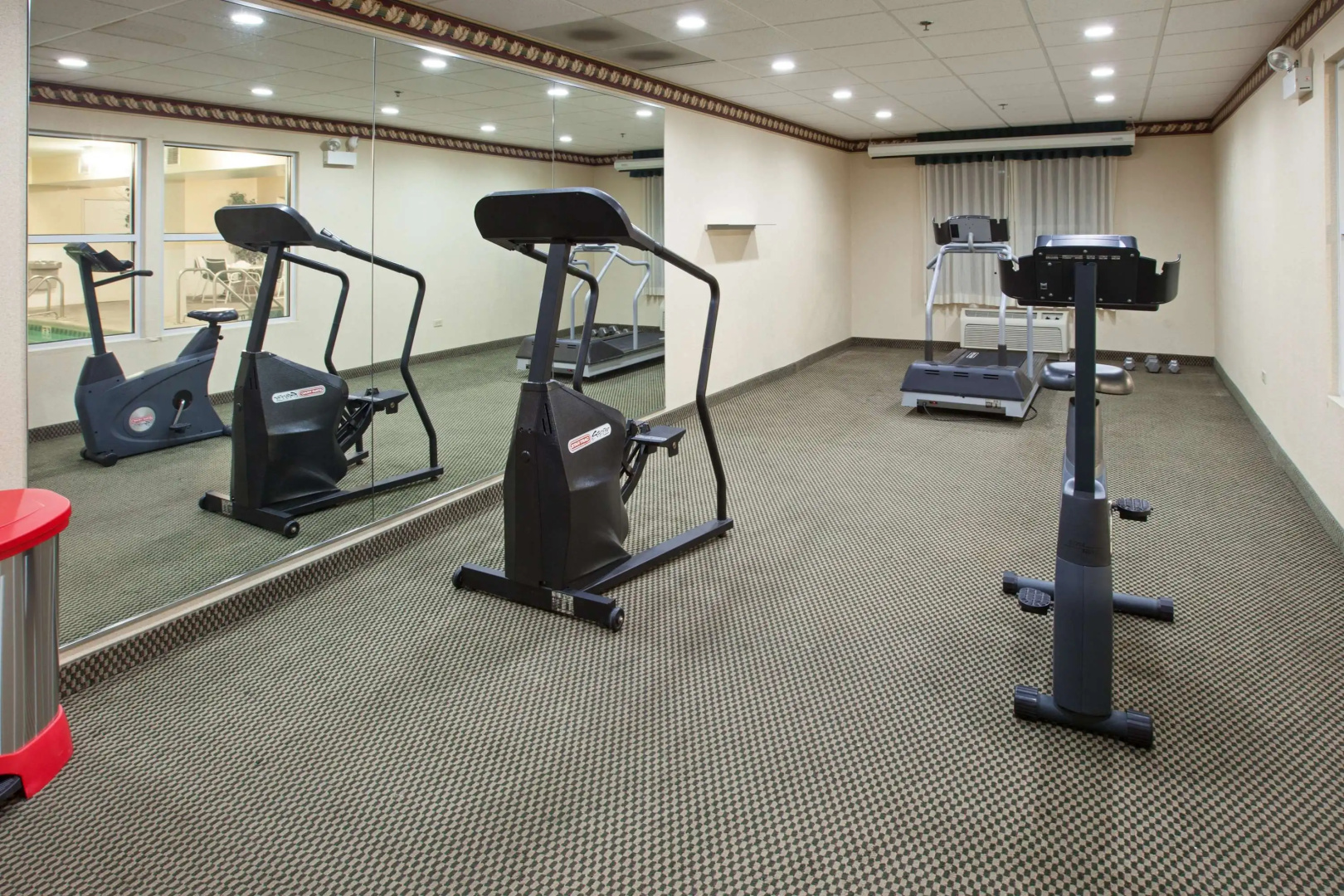 Photo - Country Inn & Suites by Radisson, Chicago O'Hare South, IL