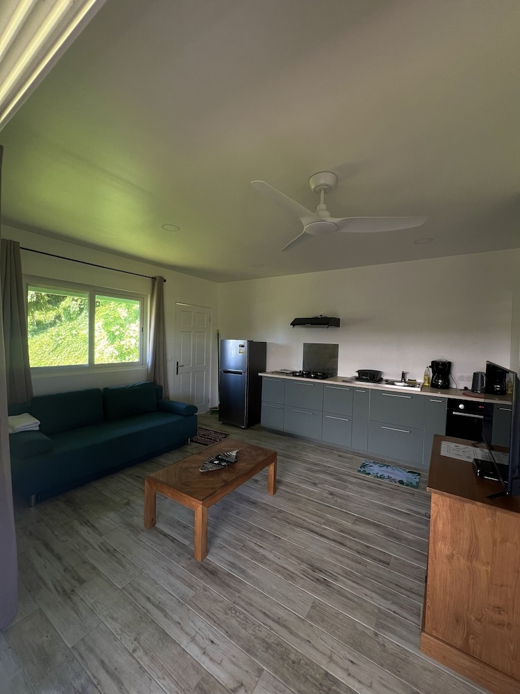 Apara Feti'a - Mirimiri Lodge