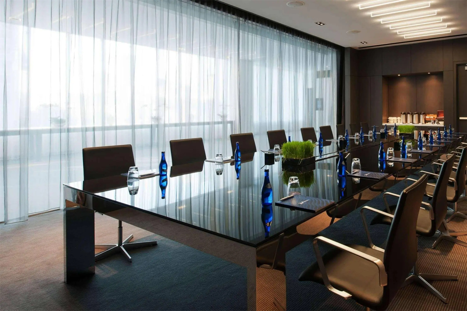 Photo - Radisson Blu Aqua Hotel Chicago