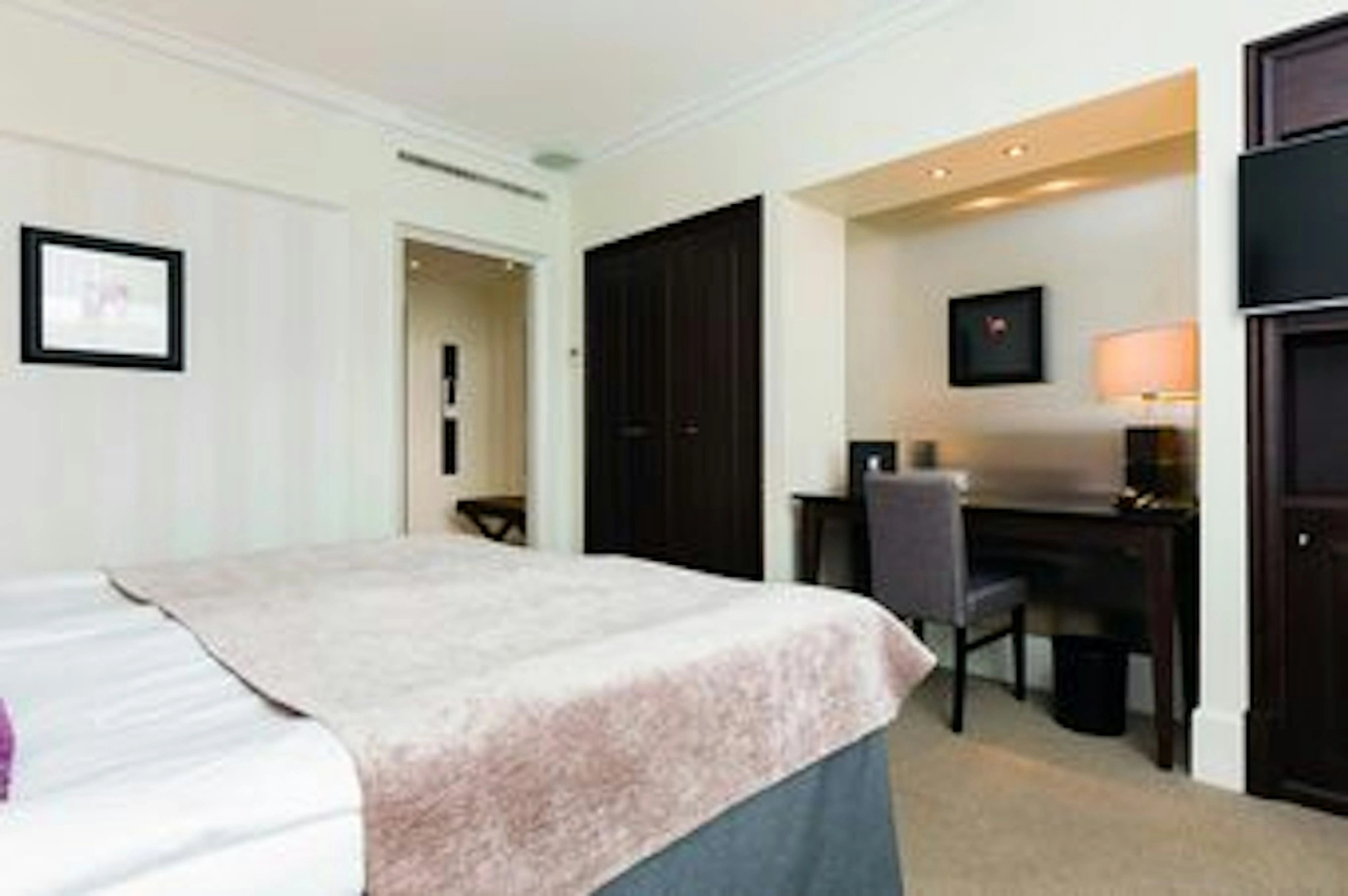 Photo - Elite Park Avenue Hotel